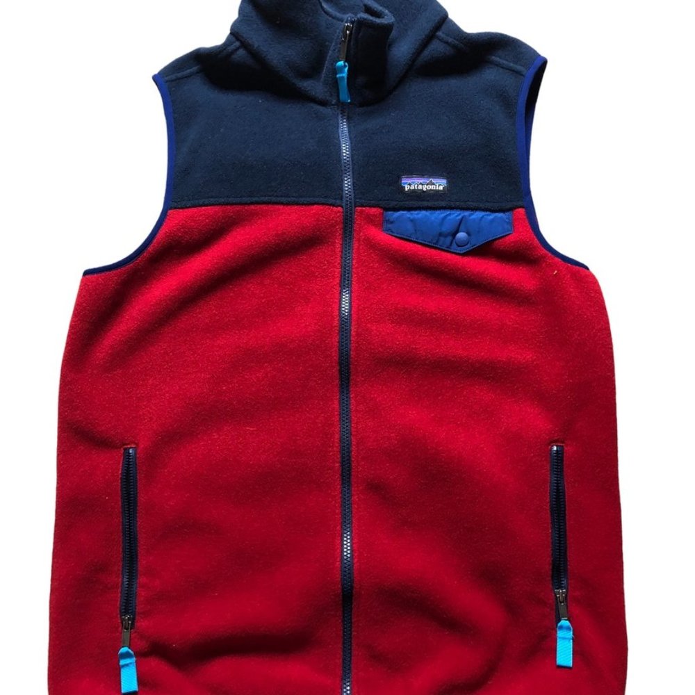Patagonia Synchilla Medium Full Zip Blue and Red Fleece Vest